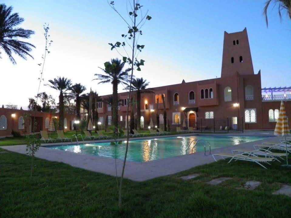 Hotel Taghit Saoura Exterior foto